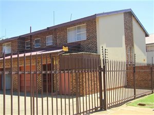 3 Bed Apartment in Potchefstroom Central