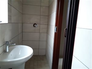 Bachelor apartment in Mahube Valley