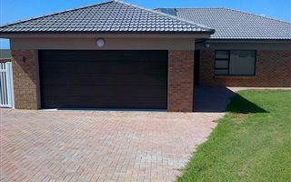 3 Bedroom House in Hartenbos