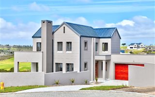 3 Bedroom House in Kingswood Golf Estate