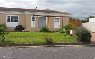 4 Bedroom House in Milnerton Ridge
