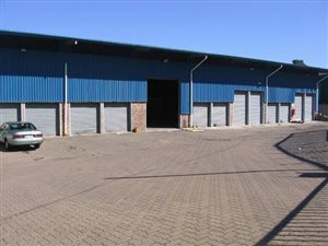 1075 m² Industrial space in Briardene