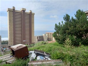 1098 m² Land available in Amanzimtoti