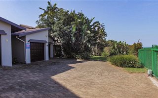 3 Bedroom Townhouse in Southbroom