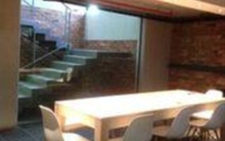 121 m² Commercial space in De Waterkant