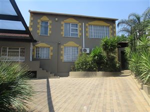 5 Bed House in Elandshaven