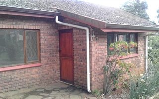 1 Bedroom Garden Cottage in Claridge