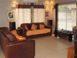3 Bed House in Meerensee