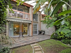 4 Bed Apartment in Bramley
