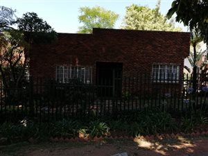4 Bed House in Steiltes