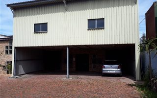 165 m² Commercial space in Newton Park