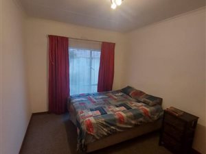 2 Bed Apartment in Pomona