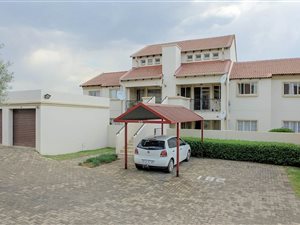 2 Bed House in Country View