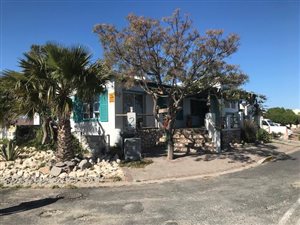 3 Bed House in Langebaan North
