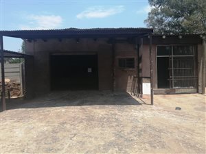 130 m² Industrial space in Bredell AH