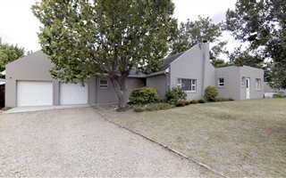 4 Bedroom House in Golden Acre