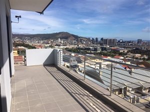 2 Bed Apartment in Walmer Estate