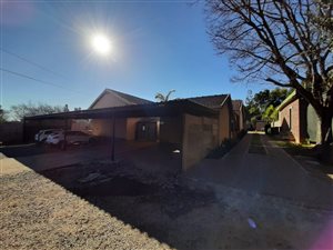 15 m² Commercial space in Waterkloof Ridge
