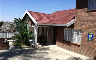 4 Bedroom House in Mysore Ridge