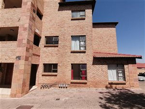 3 Bed Townhouse in Mulbarton