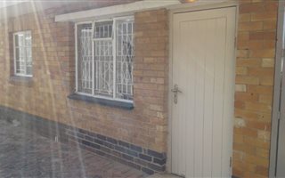 2 Bedroom Apartment in Sydenham