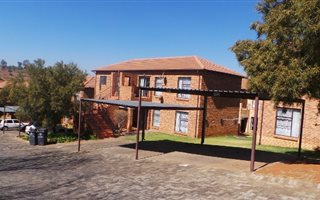 2 Bedroom Apartment in Wilgeheuwel
