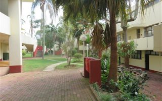 2 Bedroom Flat in Paradise Valley