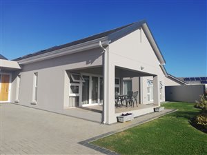 2 Bed Cluster in Groenkloof Retirement Village