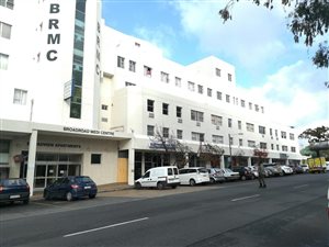 2 Bed Flat in Wynberg