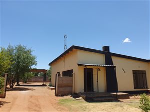 4 Bed House in Vryburg