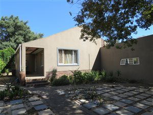 4 Bedroom House in Stellenberg