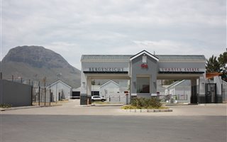 3 Bedroom House in Paryskloof