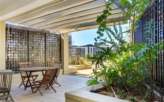 3 Bedroom Apartment in Waterfront