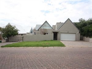 4 Bed House in Featherbrooke Estate