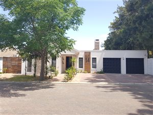 3 Bed House in St Dumas
