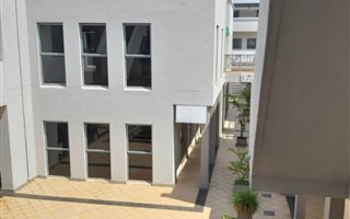 212 m² Office Space in Hatfield