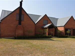 75 ha Farm with House in Vyfhoek
