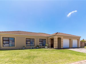 3 Bed Townhouse in Lorraine