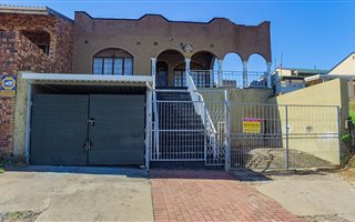 4 Bedroom House in Merebank