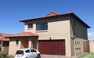 4 Bedroom House in Three Rivers