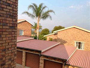 2 Bed Townhouse in Northcliff