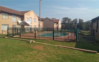 2 Bedroom Townhouse in Alan Manor