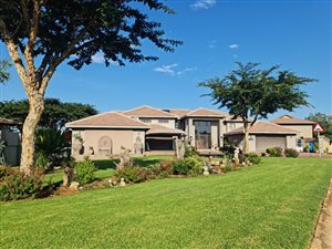 6 Bed House in Kameelfontein and surrounds