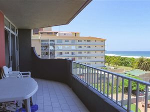 3 Bedroom Flat in Amanzimtoti