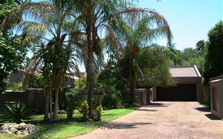 3 Bedroom House in Kyalami Estate