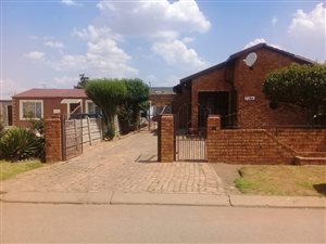 2 Bed House in Daveyton