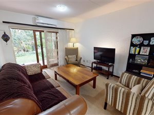 2 Bed Flat in Eastwood