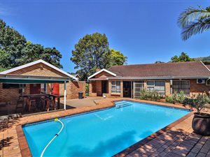4 Bed House in Oak Park