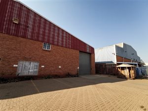 790 m² Industrial space in Rosslyn