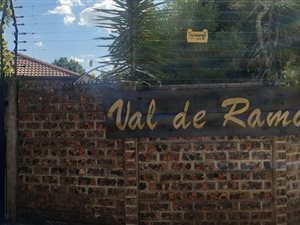 3 Bed Townhouse in Val de Grace